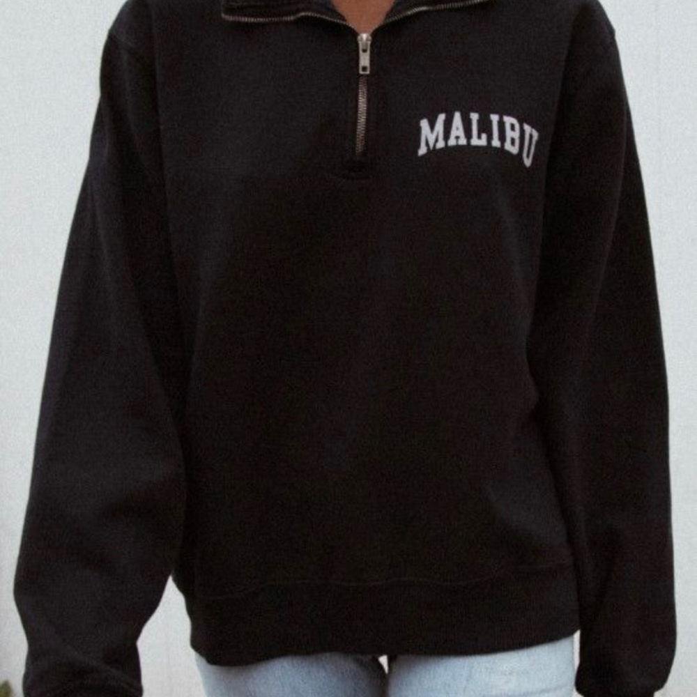 brandy melville missy malibu sweatshirt